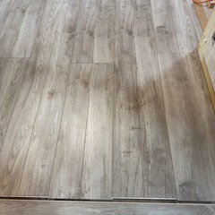 エイダイ　フローリング　3ケースの画像