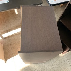 【ジモティー割引で最大15％OFF⭐️】　カラーボックス 3段 ダークブラウンの画像