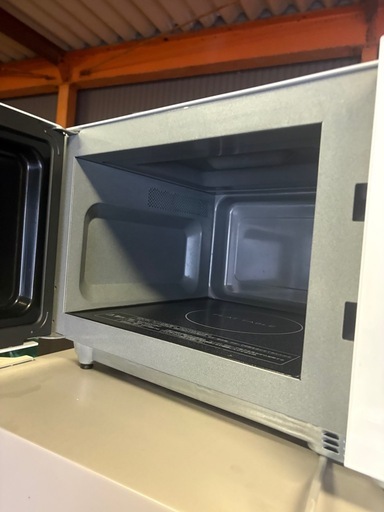 パナソニック　電子レンジNE-FL1A-W 2024年製　中古品