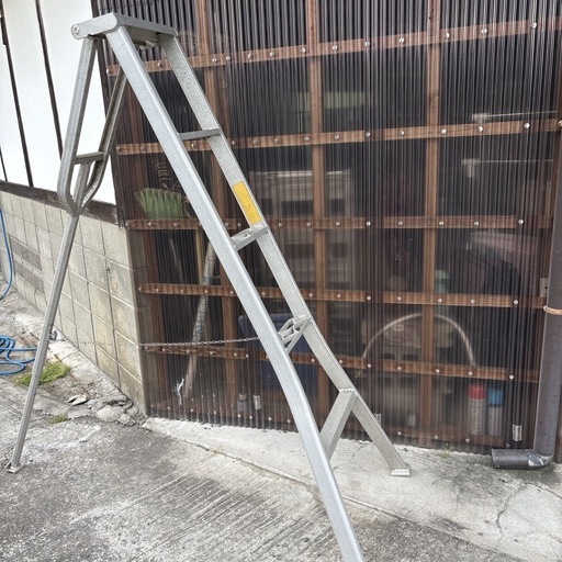脚立 三脚 アルミ 園芸 剪定 ハシゴ