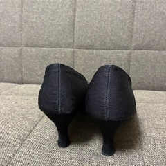 黒 ヒール ブラックの画像