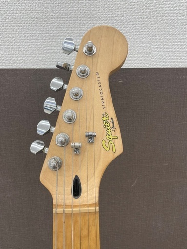 エレキギター Squier by FENDER ストラトキャスタータイプ
