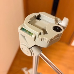 アルミ製三脚 水準器付き 高さ調整可能の画像