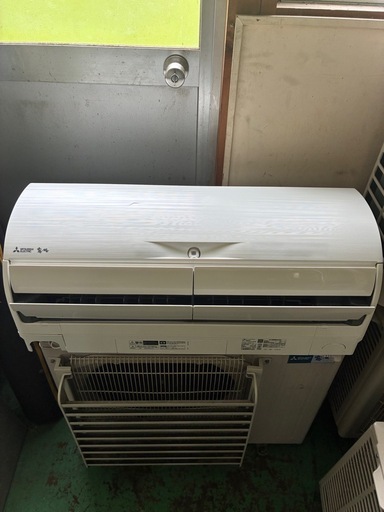 格安！動作品！高年式高性能！三菱2021年式霧ヶ峰　8畳