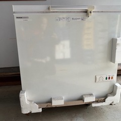 Panasonic チェストフリーザー SCR-RH22VA 直...