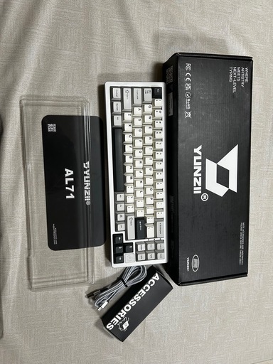 YUNZII AL71 メカニカルキーボード