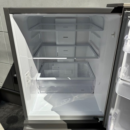 570⭐️2020年製美品★日立　冷蔵庫　3ドア　大型　200L〜300L