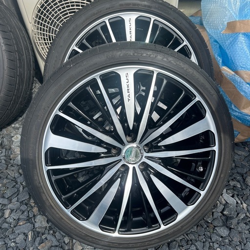 ロクサーニタルカス225/40/R18