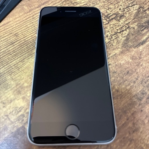128GB 美品 82%　iPhoneSE第3世代　配達無料