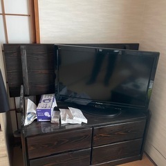 Yogiboとテレビ台　一緒に引き取り可能な方の画像