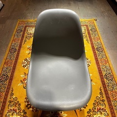 イームズ調チェア　グレーの画像