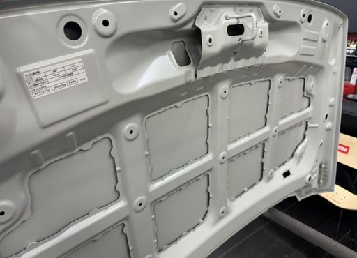 ジムニー　jb 新車外し　ボンネット　ホワイトパール　札幌近郊手渡し ジムニーjb 新車外しボンネットホワイトパール札幌近郊手渡し