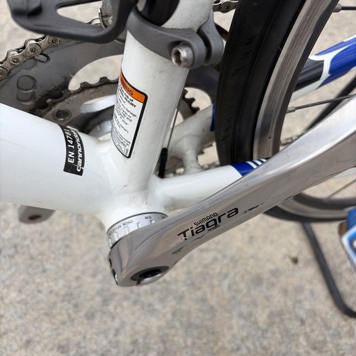 自転車 CANNONDALE  CAAD8