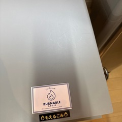 ゴミ箱の画像