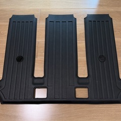 3列目3Dフロアマット　新品未使用　室内保管の画像