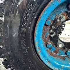 【中古 運搬車用タイヤ・ホイール 2本セット】  ■ メーカー 機械：三菱重工 タイヤ：SUPER LUG（INDUSTRIAL）  ■ 用途 農業用運搬車（車斗・中型機械）用の画像