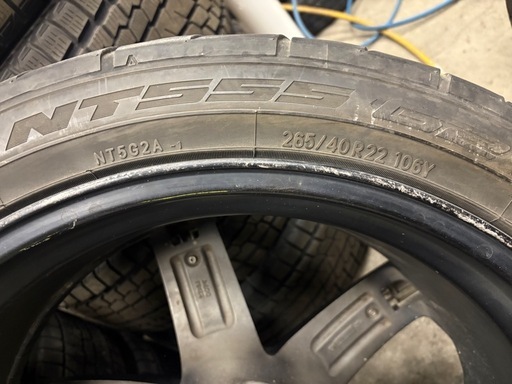 dolce DC30 22×9J 5H114.3PCD+20+35 インセット違い NITTO 265/40R22 4本 ハリアームラーノなどSUV車に 1本裏面に歪み dolce DC30 22×9J 5H114.3PCD+20+35 インセット違い NITTO 265/40R22 4