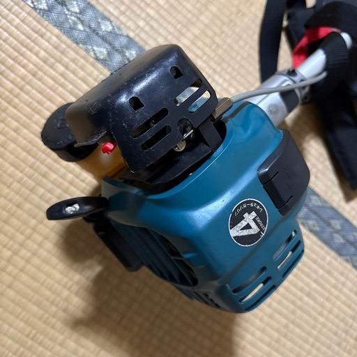 マキタ草刈機MEM427T