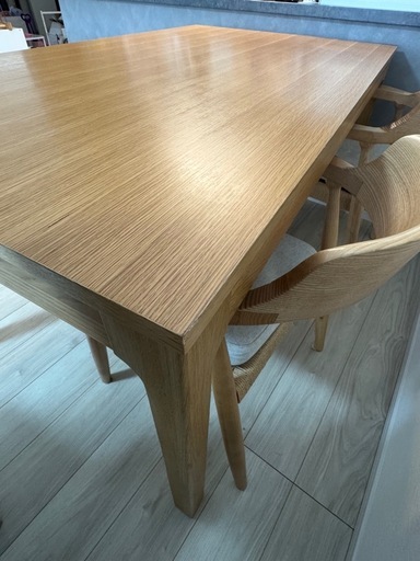 IKEA  ダイニングテーブル　