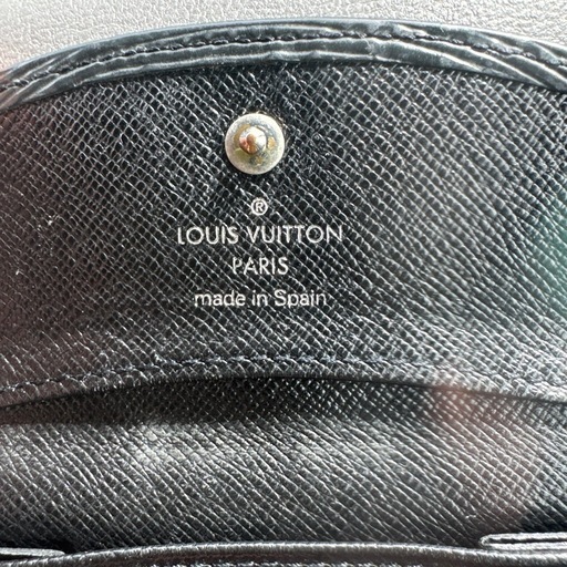 Louis Vuitton エピレザー ケース ブラック
