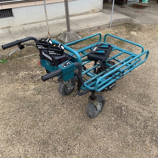 マキタ　運搬車