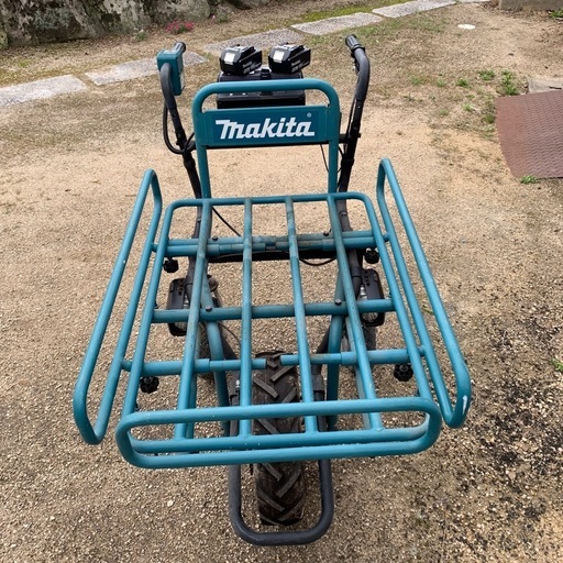 マキタ　運搬車