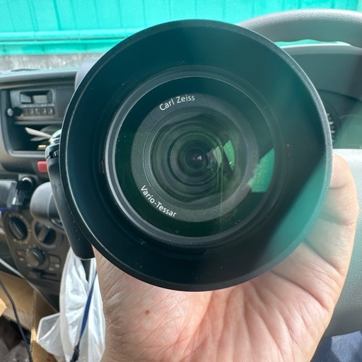 Sony コンパクトデジタルカメラ DSC-H5