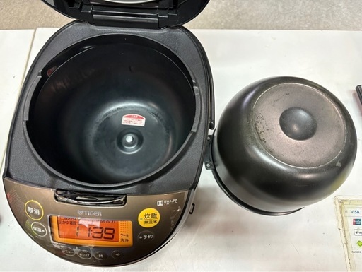 【1升炊き】タイガー IH炊飯ジャー 「炊きたて」 JKT-B182 2016年製 中古 炊飯器 ③ 1升炊き】タイガー IH炊飯ジャー 「炊きたて」 JKT-B182 2016年製 中古