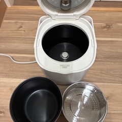 炊飯器 5合炊き マルチクッカーの画像