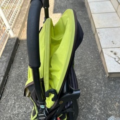 アップリカ  ベビーカーの画像