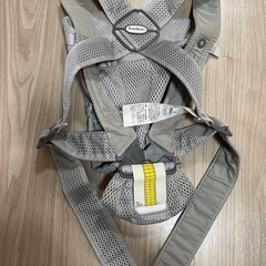 ベビービョルン　ベビーキャリアMINIの画像