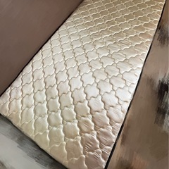 シングルベッド マットレスのみの画像