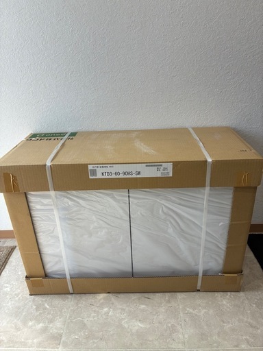 【別途にて取付承ります】吊り棚　　収納棚　新品未使用