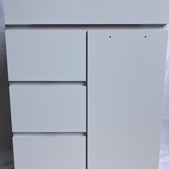 組立不要 隠せる脱衣カゴ付きサニタリーチェスト カゴ1個・引き出し 幅60奥行42cmの画像