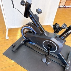 4B1 ファイティングロード（FIGHTING ROAD）のスピンバイクの画像