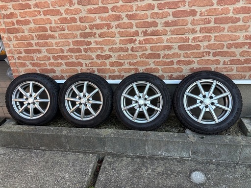 スタッドレス　タイヤホイール( 175/65R15 )
4本セット