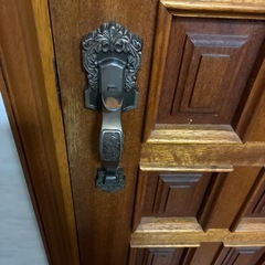 レトロなウッドな扉の画像