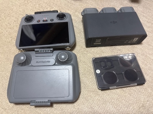 DJI AIR3  フライモアコンボ　ドローン　中古　RC2  バッテリー3本　おまけ多数