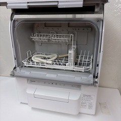 【🐤買取市場 6ヶ月保証 ジモティー限定特別価格】R538 ☀️ Panasonic / パナソニック 食器洗い乾燥機 22年製 NP-TSP1 [4人用 /設置工事不要] 食洗機⭐ 動作確認済 ⭐ クリーニング済の画像