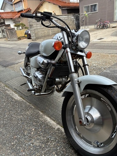 マグナ250