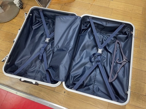 BERMAS 64L旅行用キャリーバッグ スーツケース60493   鍵あり 静音キャリー BERMAS 64L旅行用キャリーバッグ スーツケース60493 鍵あり 静音