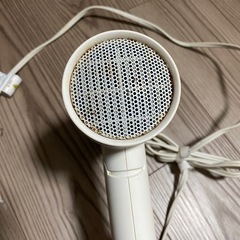 ヘアドライヤーの画像