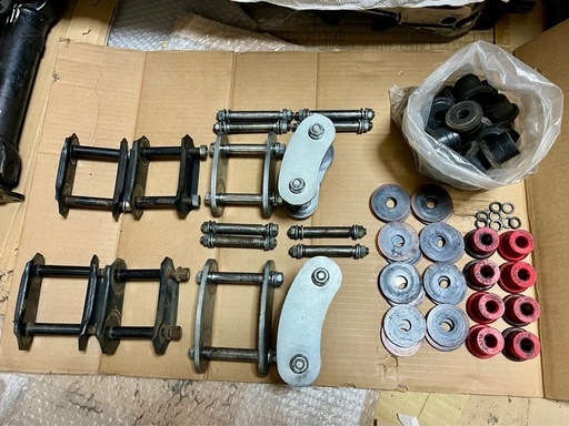 ジムニー JA11 シャックル前後セット