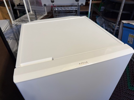 AQUA アクア ノンフロン冷凍冷蔵庫 AQR-E13J (W)　2019年製 126L 冷凍46L 冷蔵80L 稼働確認済 中古品 ①