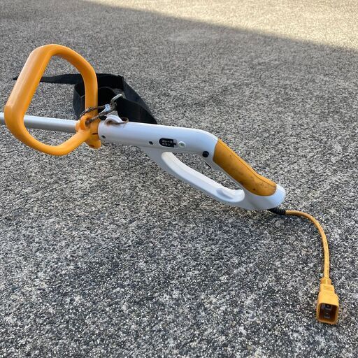 RYOBI コード式電動刈払機 AK-1800