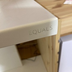 WALL テレビスタンド　テレビ台　壁掛け風テレビスタンド　EQUALSの画像