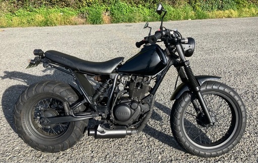 TW200 オールブラックカスタム