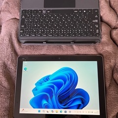 SurfaceGoタイプカバ−付、メモリー8GBストレージ128GB、マイクロSD 32GB付の画像