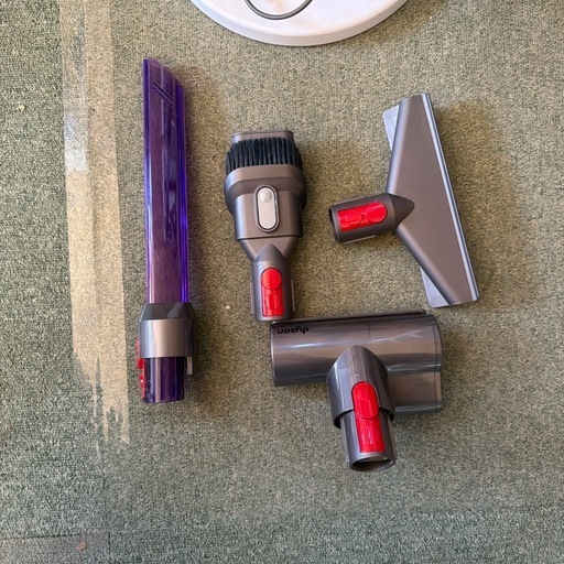 ダイソン　掃除機　美品　格安