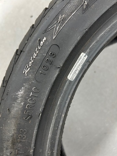 タイヤ　185/50R16サマータイヤ4本 　　